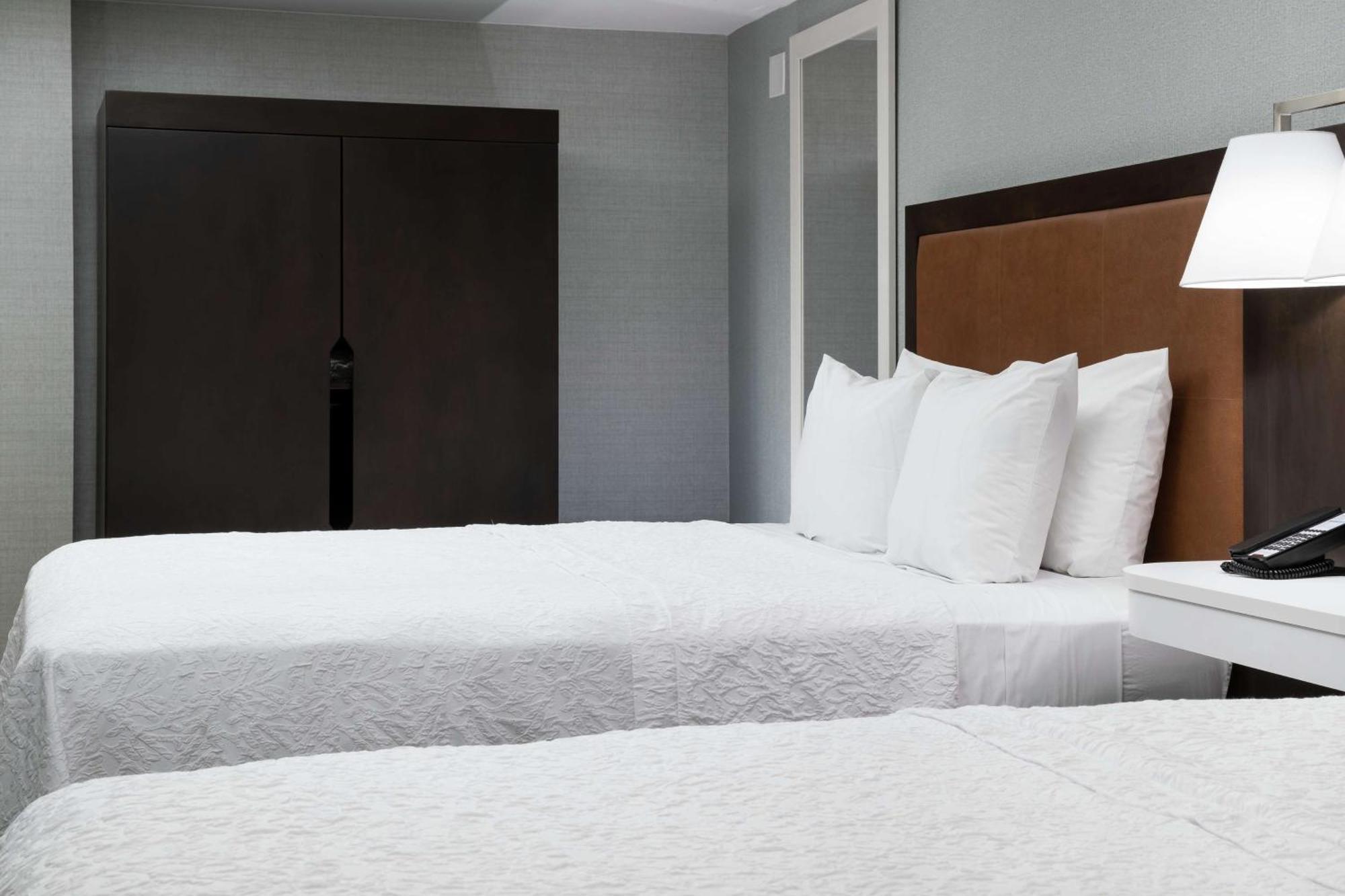 Room with Two Queen Beds - Non-Smoking